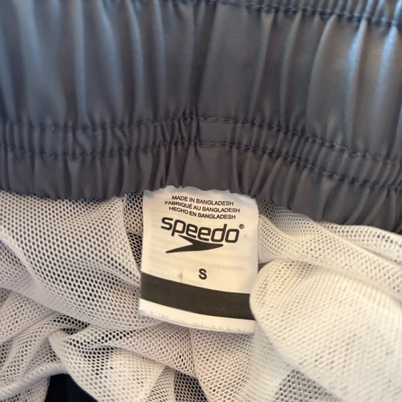 Men’s Speedo Long Swim Trunks. Black and Gray. Size S. - Picture 6 of 7